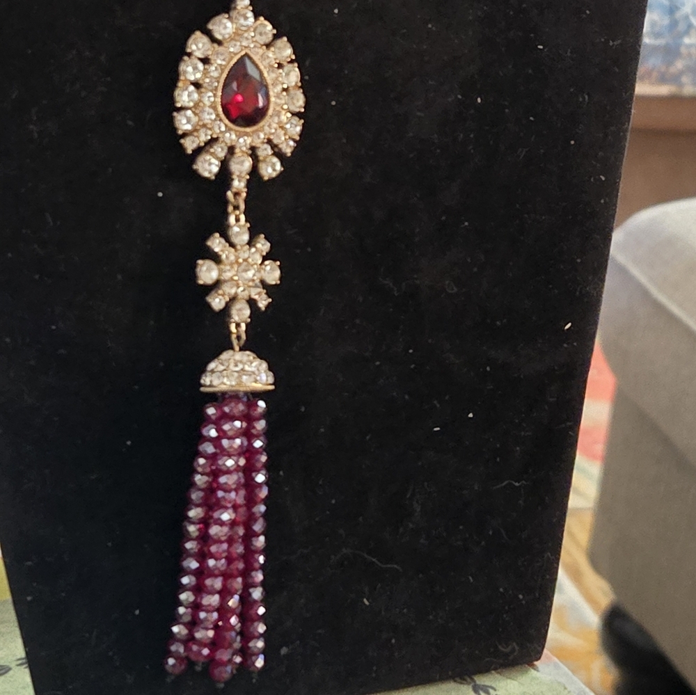 Elegant Gold-Tone Red Tassel Drop Earring